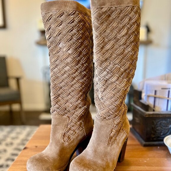 Ugg Arroyo Tall Basketweave Suede Boots Wood Heel Chestnut Size 6 - Like New! - Picture 3 of 14